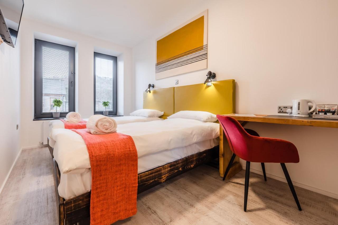 Cardiff Arms Bistro & Hotel Treorky Экстерьер фото
