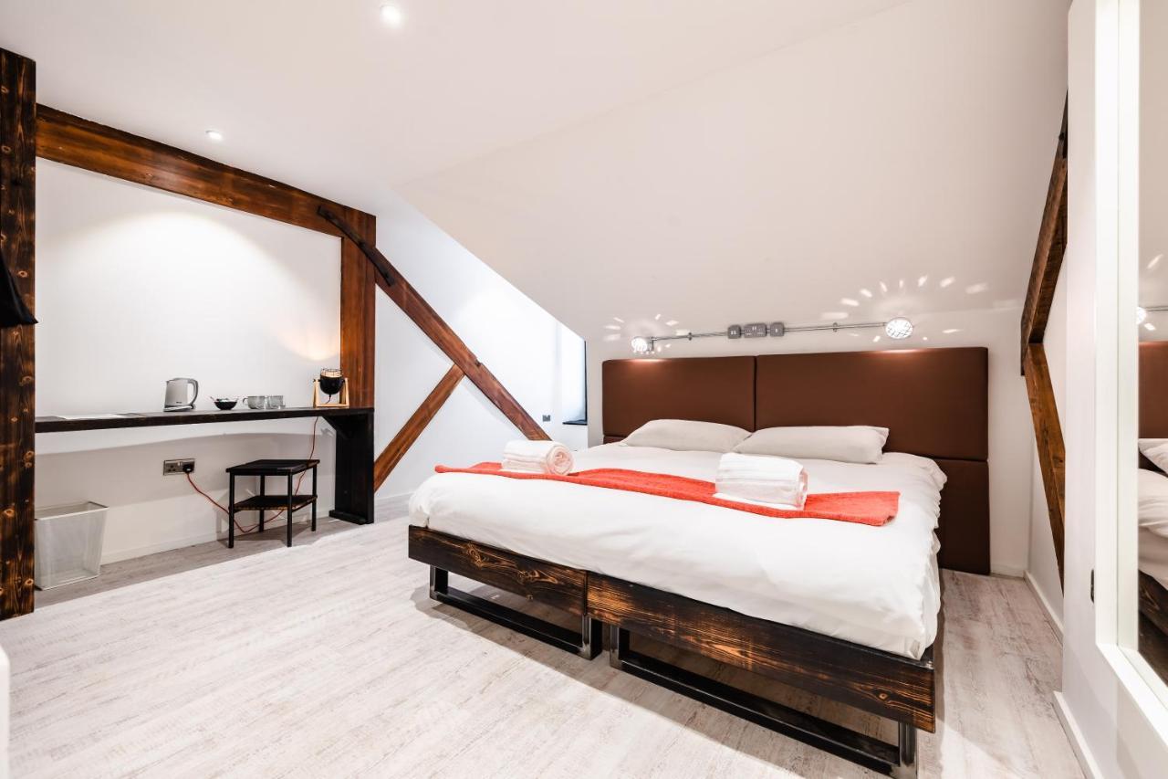Cardiff Arms Bistro & Hotel Treorky Экстерьер фото