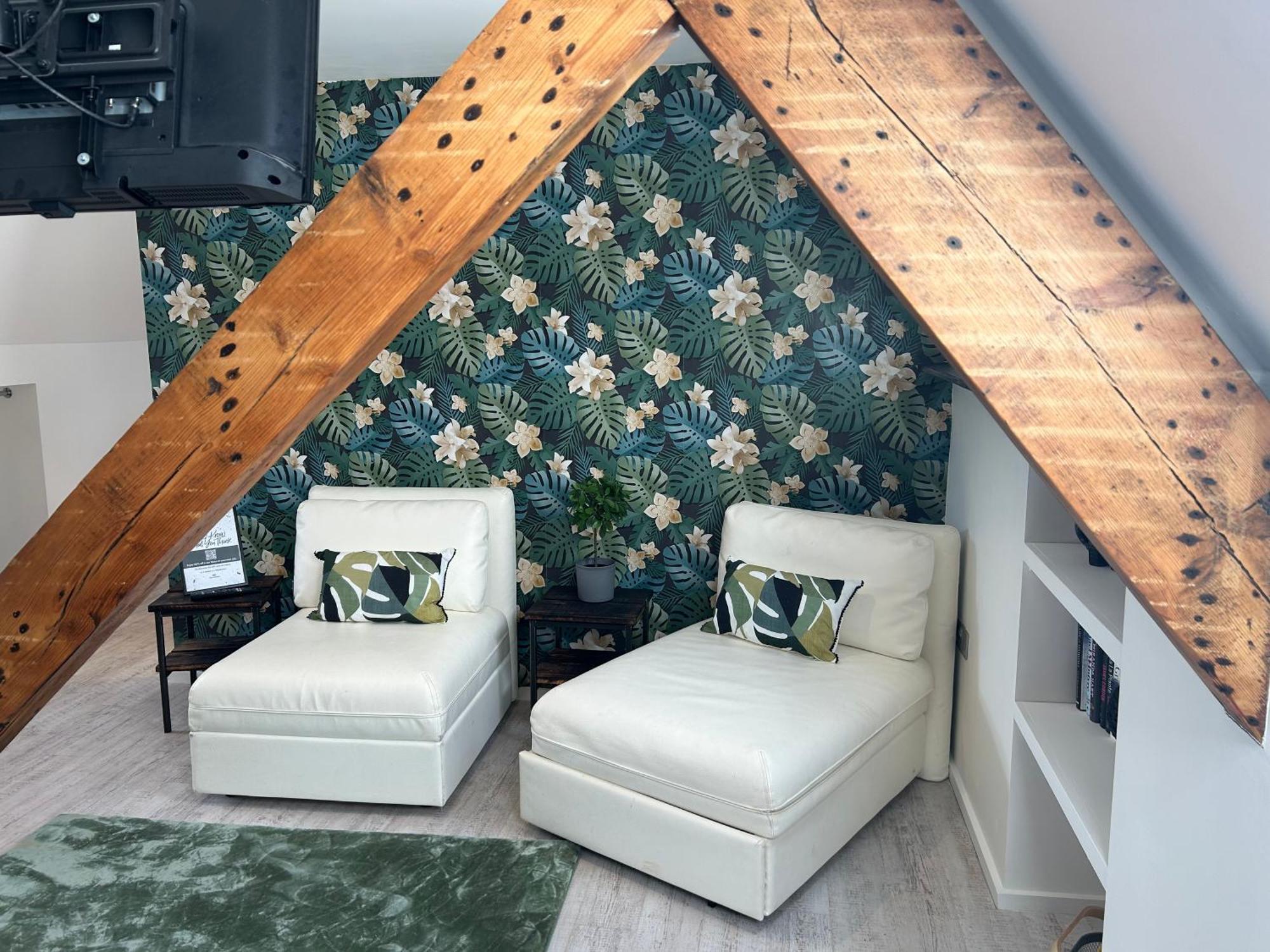 Cardiff Arms Bistro & Hotel Treorky Экстерьер фото